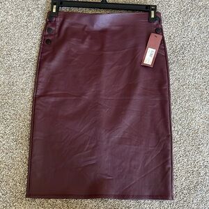 Cute wine color pencil skirt NWT